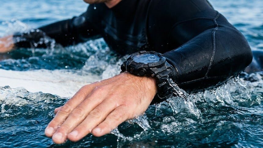 パドリングの邪魔にならない「薄さと軽さ」をチェック